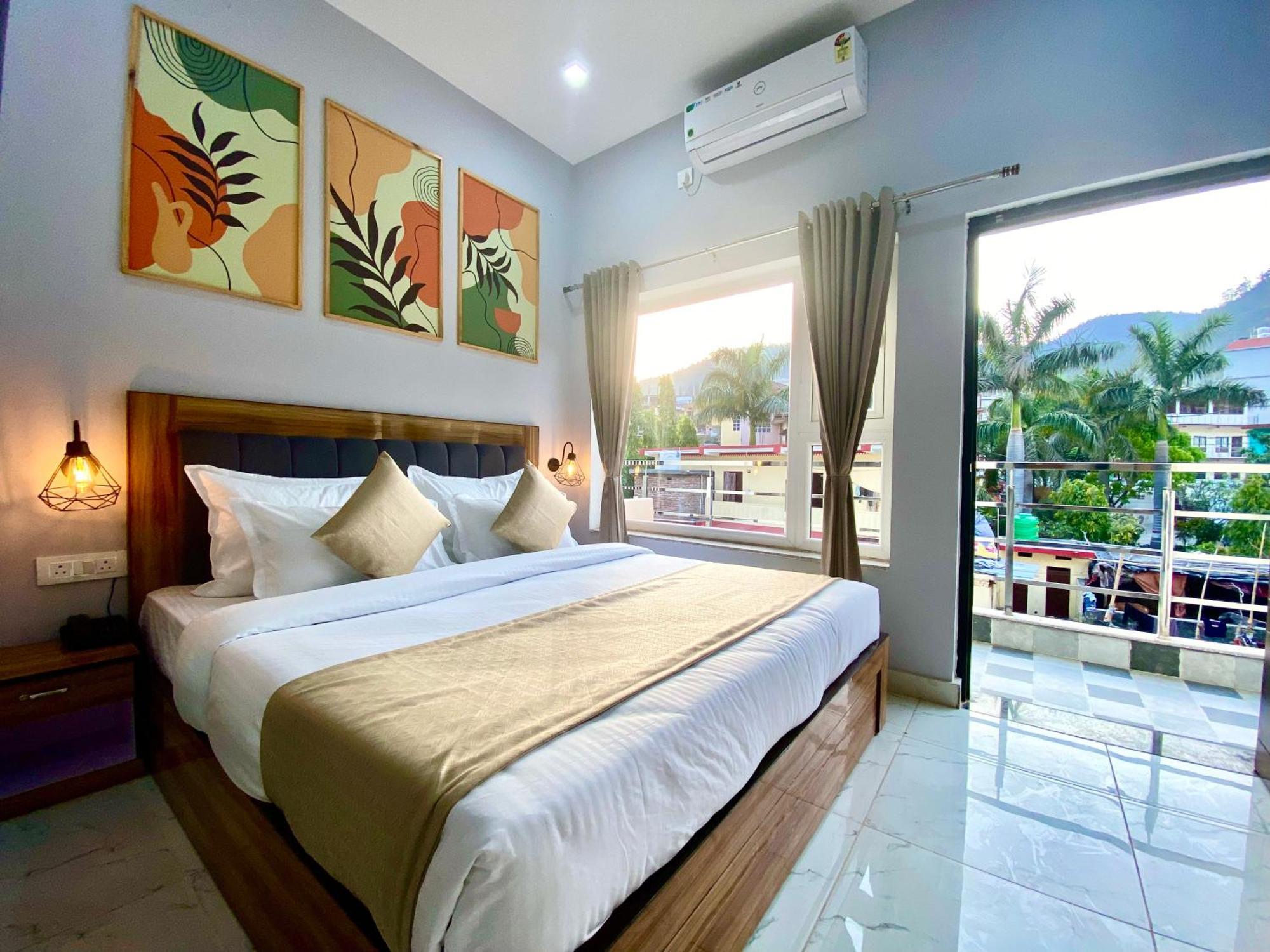 Hotel Wraveler Inn Rishikesh Exterior photo
