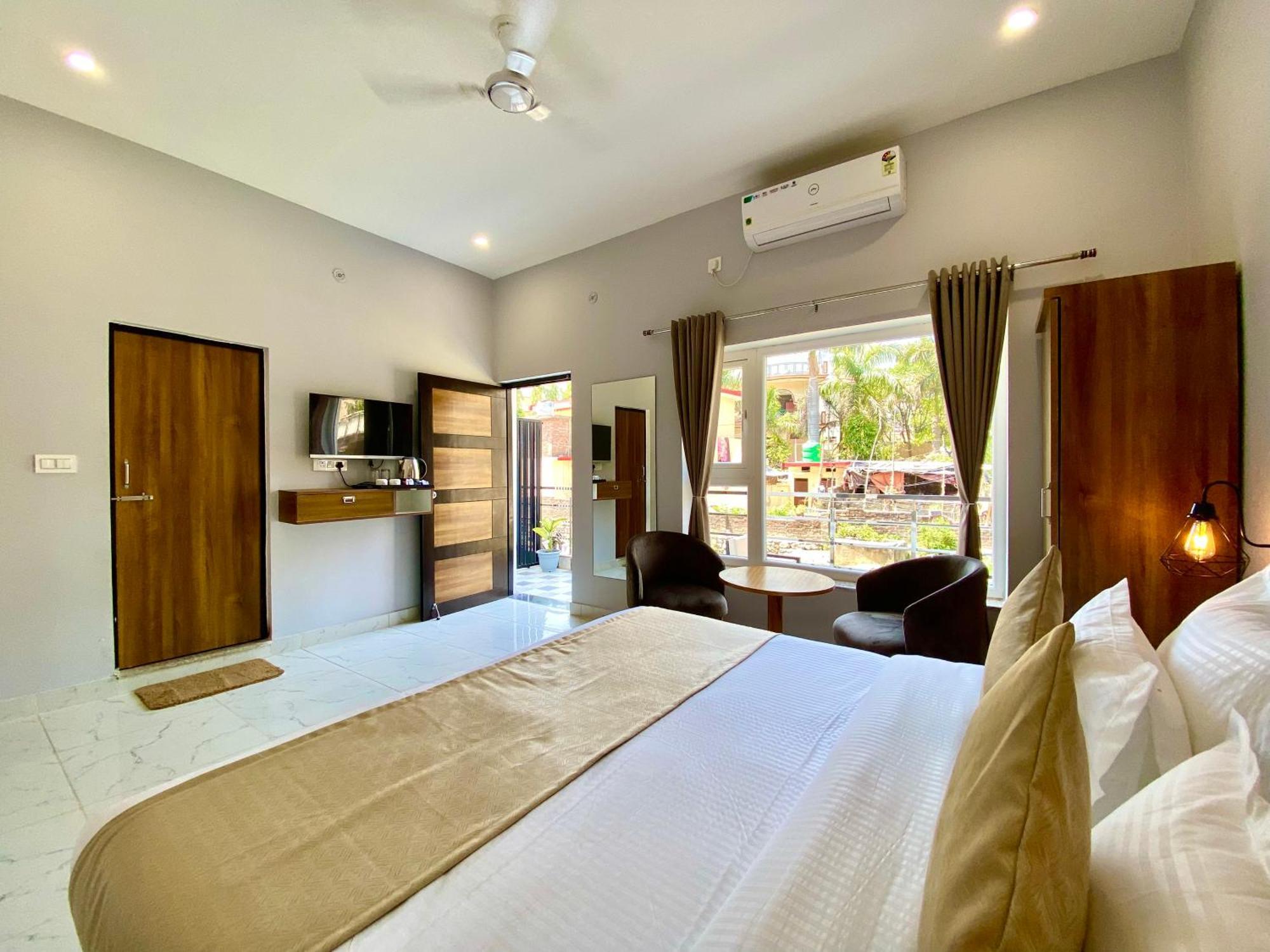 Hotel Wraveler Inn Rishikesh Exterior photo