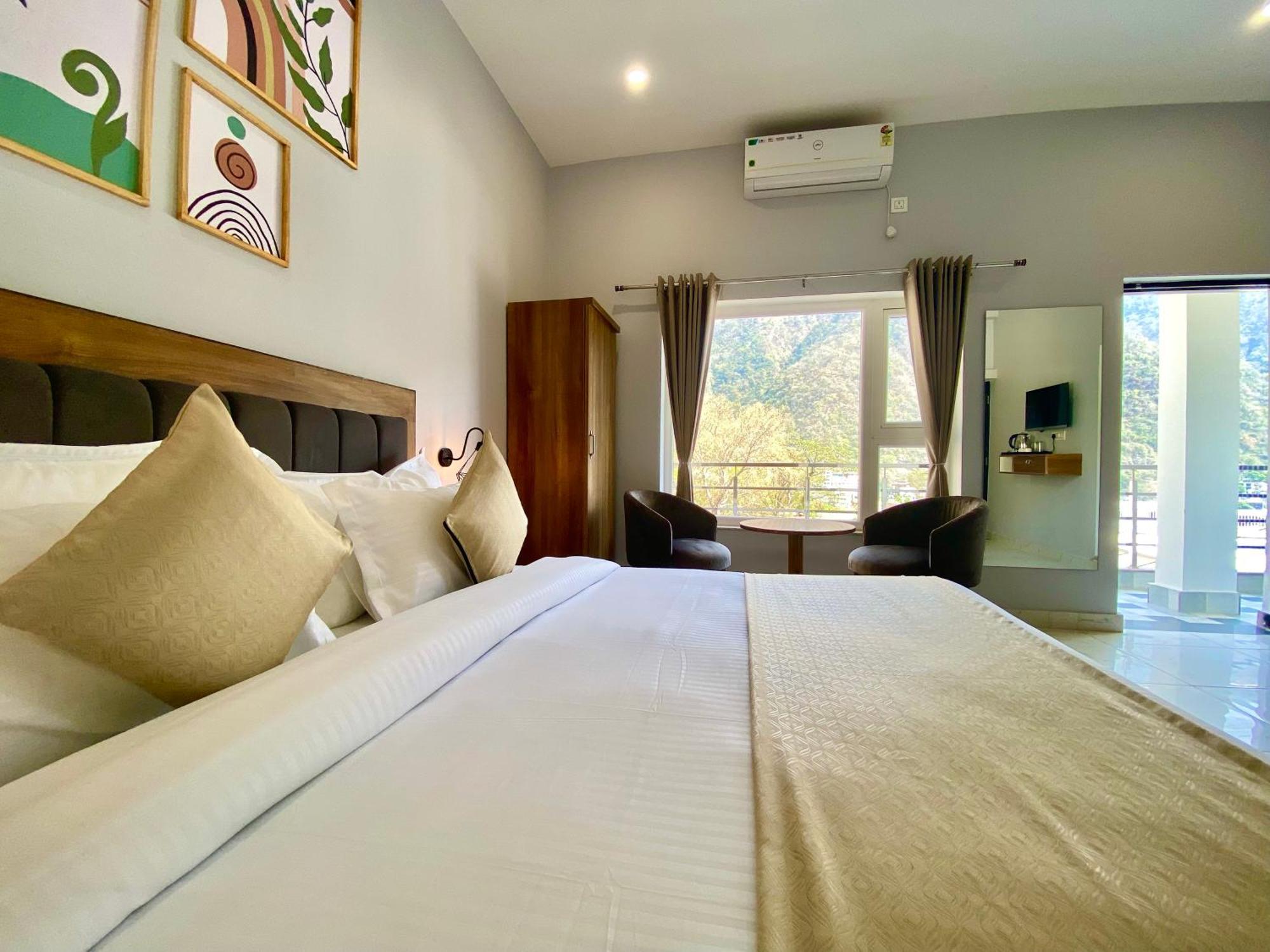 Hotel Wraveler Inn Rishikesh Exterior photo